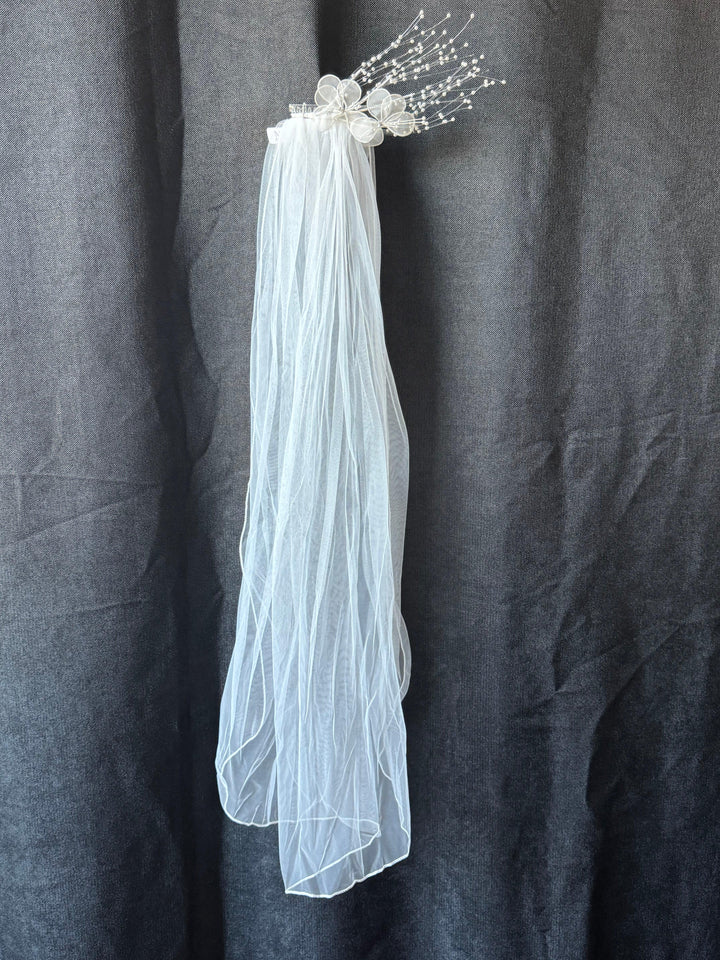 Bridal Veil With Wired Flowers