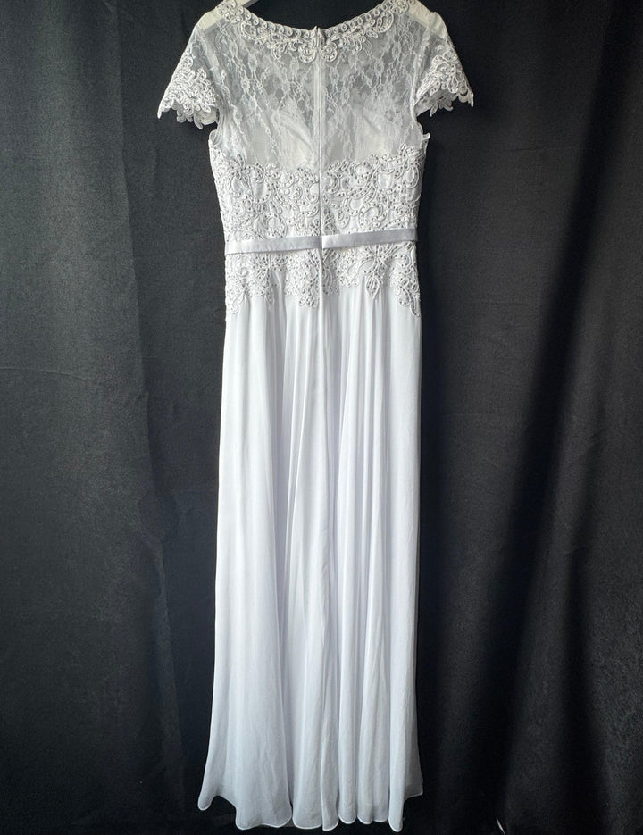 Size 4/6 Eva Empire Waist Wedding Dress