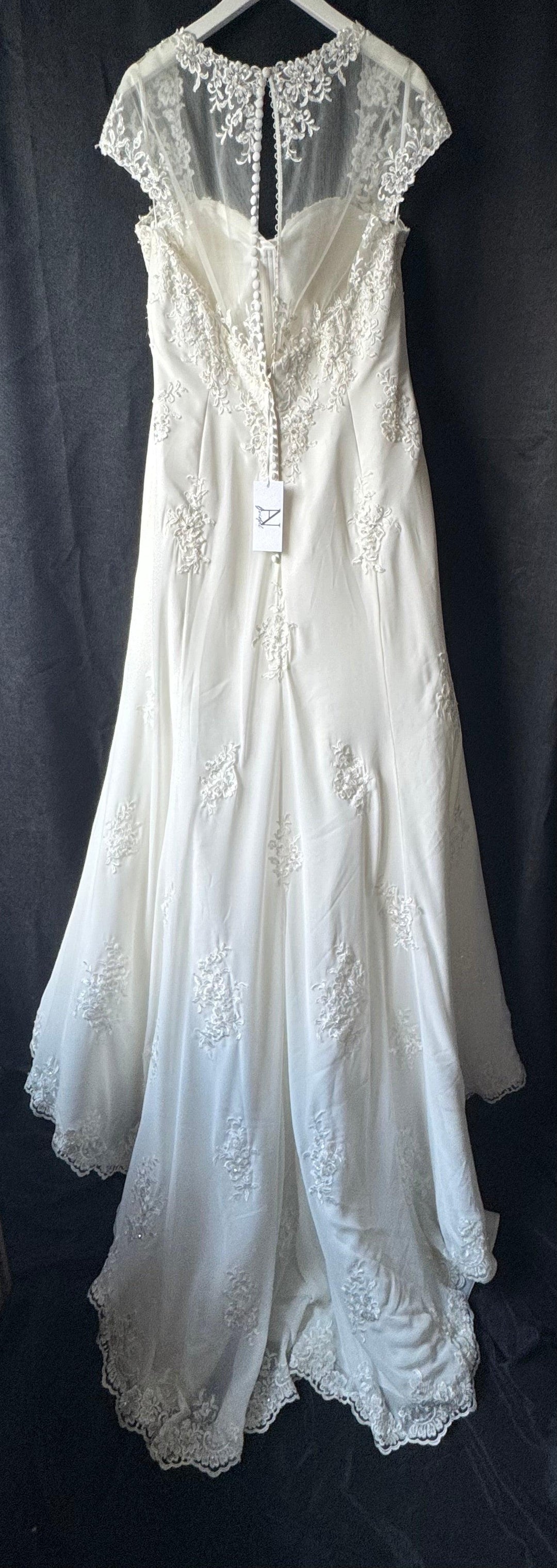 Size 20 Pilar Aleece A-Line Bridal Gown