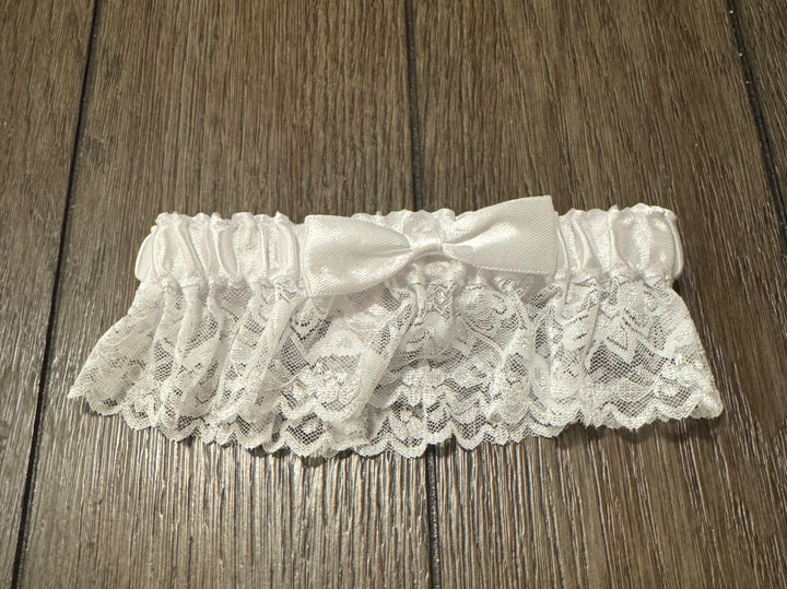 White Garter With Bow