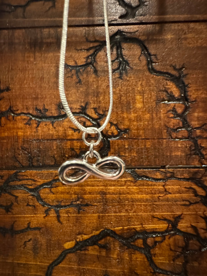 Eternal Necklace